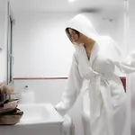 Le Mirage Boutique Ii Bed & Breakfast