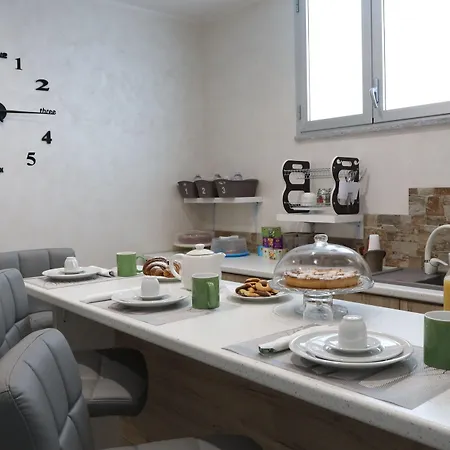Le Mirage Boutique Ii Bed & Breakfast