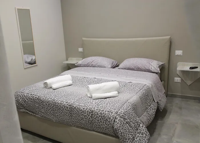 Le Mirage Boutique Ii Panzió Reggio di Calabria